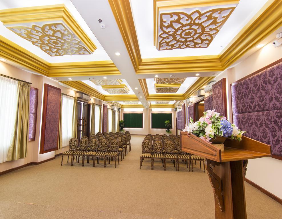 Phnom Penh Era Hotel Kültér fotó